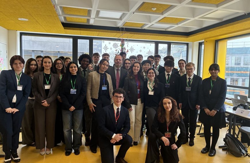Jean Monnet et le rôle de l’Europe dans la gouvernance mondiale : un échange avec de jeunes délégués